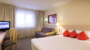 In-room safe, desk, soundproofing, iron/ironing board