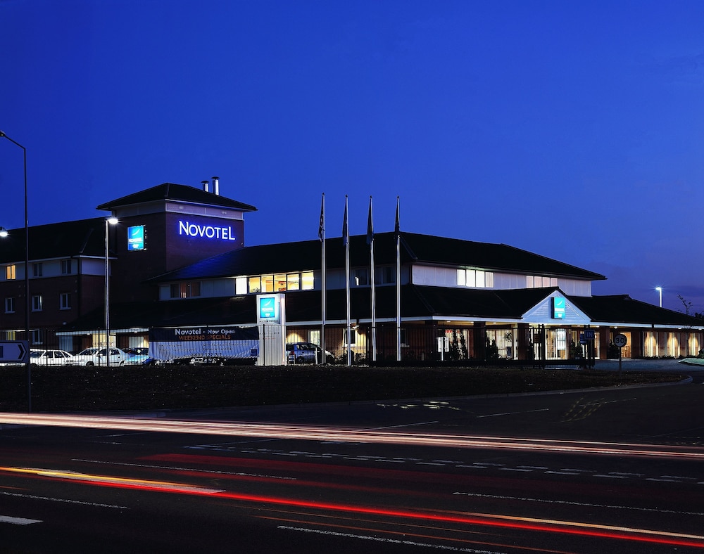 Front of property - evening/night, Novotel Milton Keynes