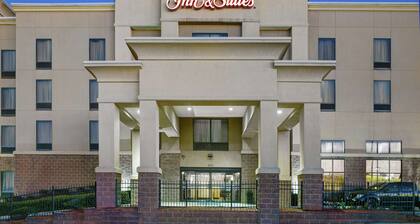 Hampton Inn & Suites Augusta West