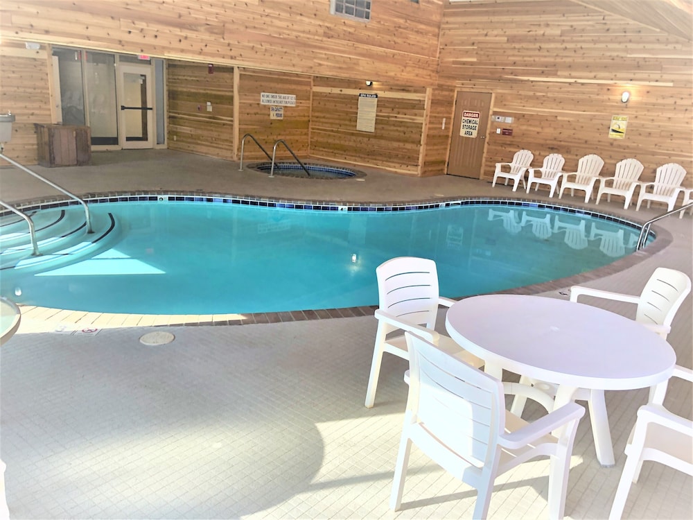 Super 8 by Wyndham Shakopee