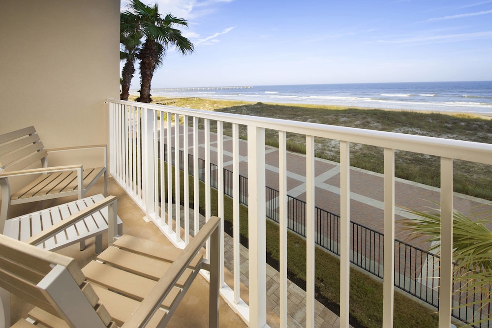 Four Points by Sheraton Jacksonville Beachfront