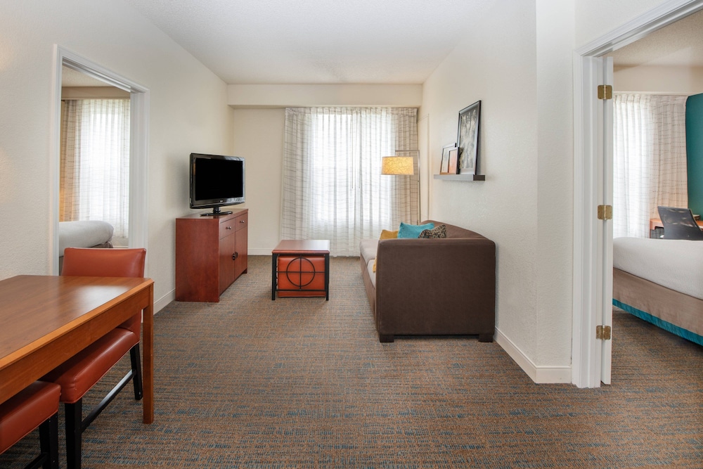 Residence Inn by Marriott Newark Silicon Valley