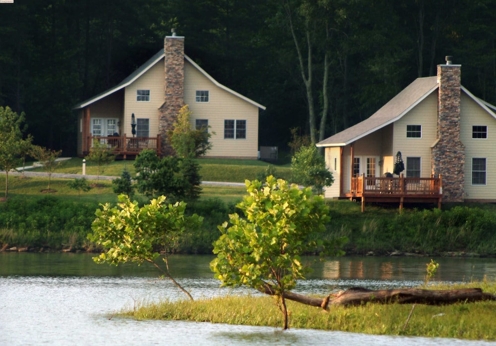 Room, Stonewall Resort