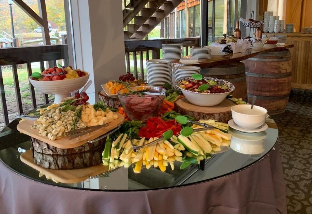 Restaurant, Indian Head Resort