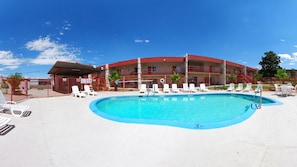 Seasonal outdoor pool