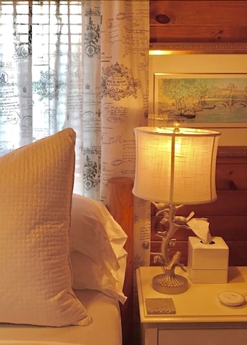 Hotels Near Banner House Museum In Boone From 86 Ebookers Com