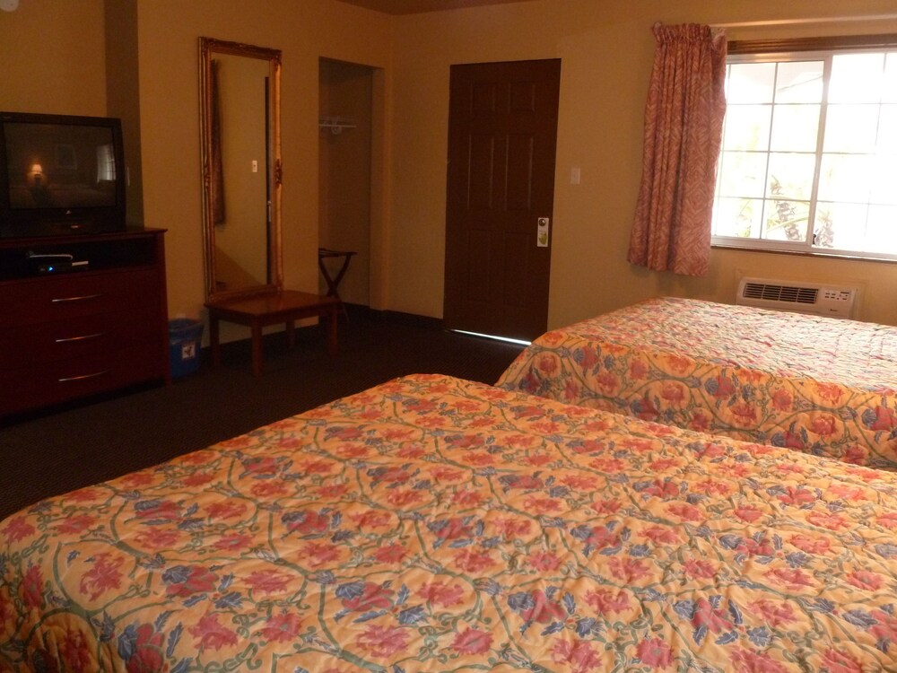 Bayside Inn: 2019 Room Prices , Deals & Reviews | Expedia