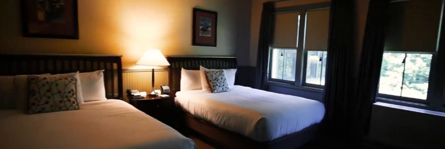 Longfellows Inn and Restaurant in Saratoga Springs, United States