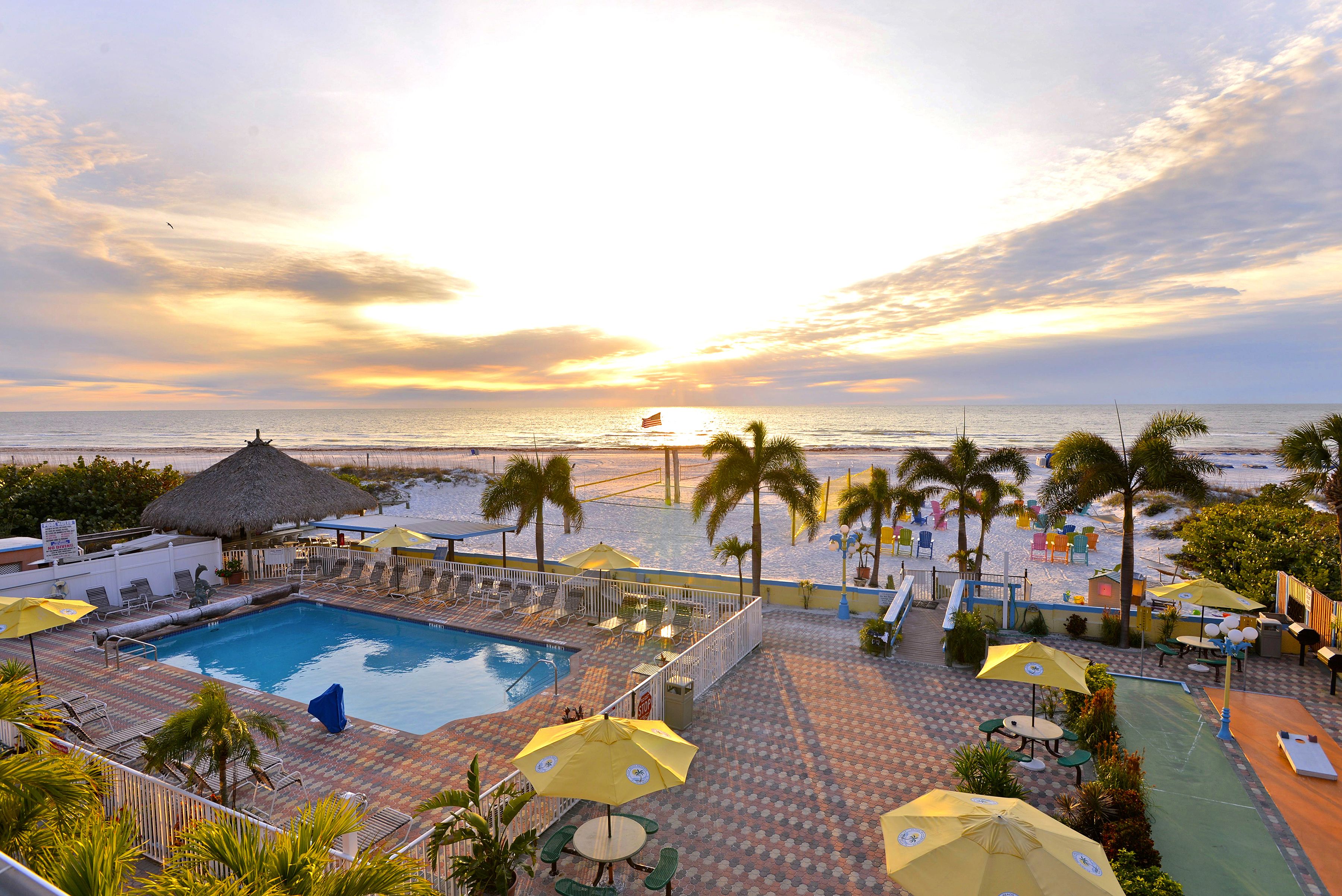 Plaza Beach Hotel - Beachfront Resort in St Pete Beach, United States