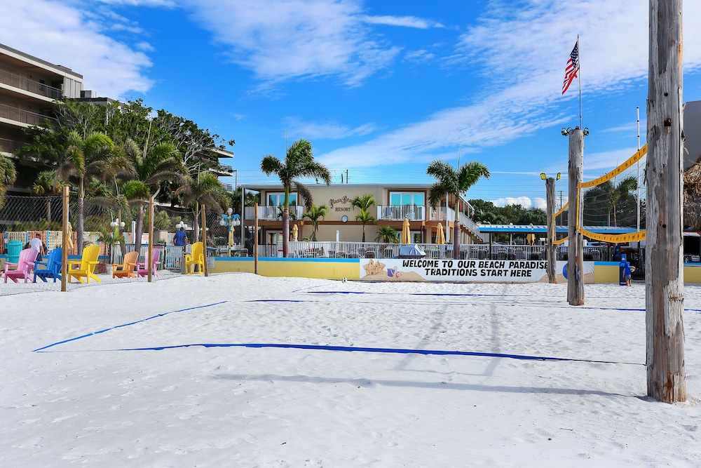 Sports facility, Plaza Beach Hotel Beachfront Resort