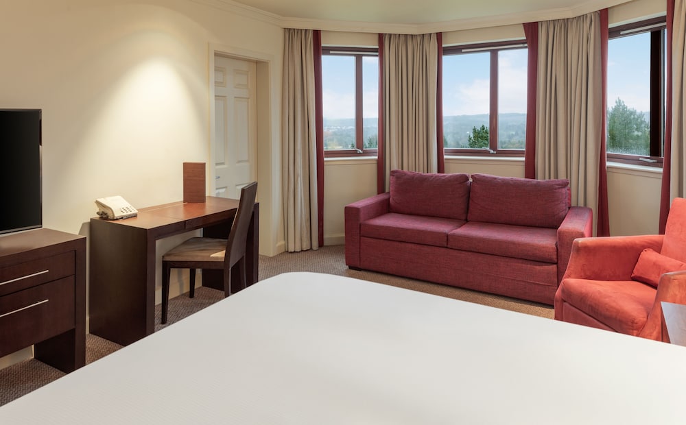 Room, DoubleTree by Hilton Glasgow Westerwood Spa & Golf Resort