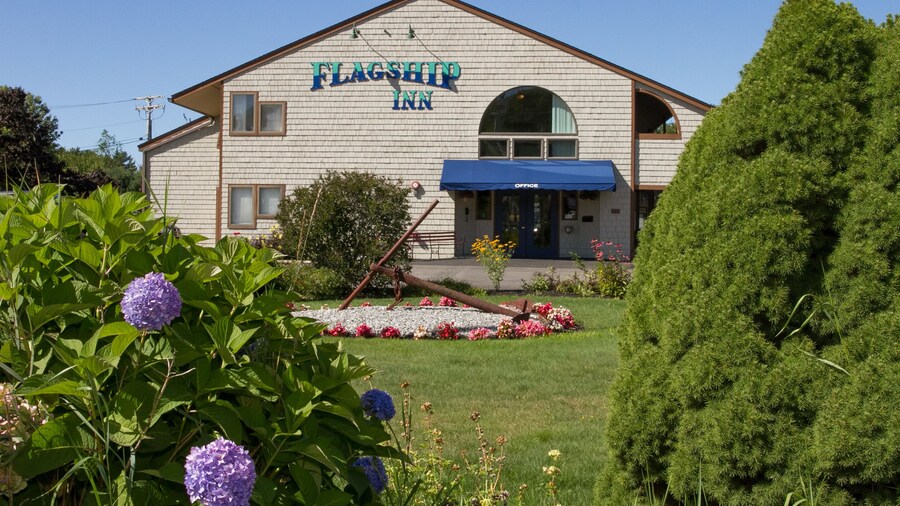 Flagship Inn and Suites