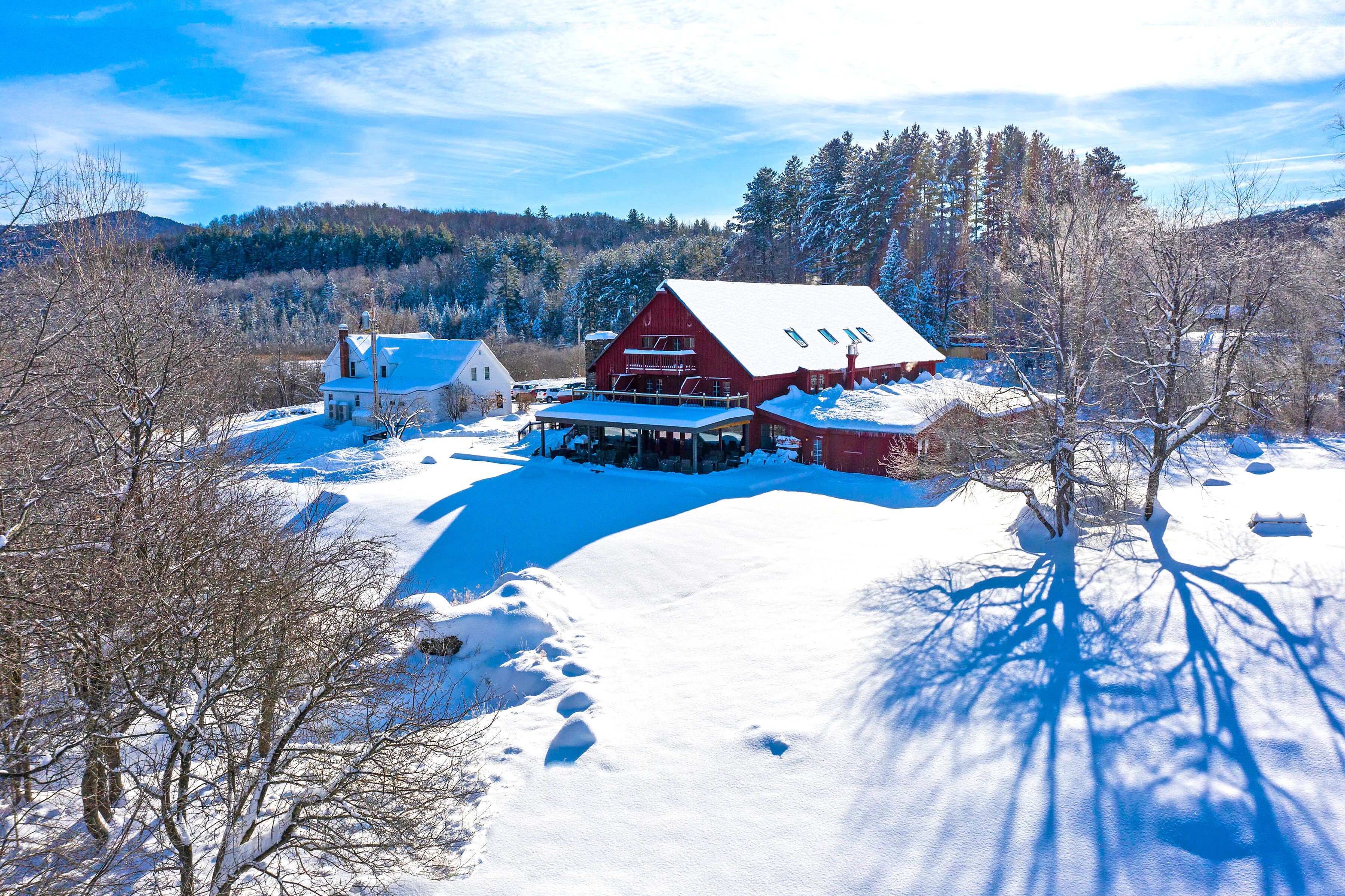 Mountain Meadows Inn in Ashford, United States