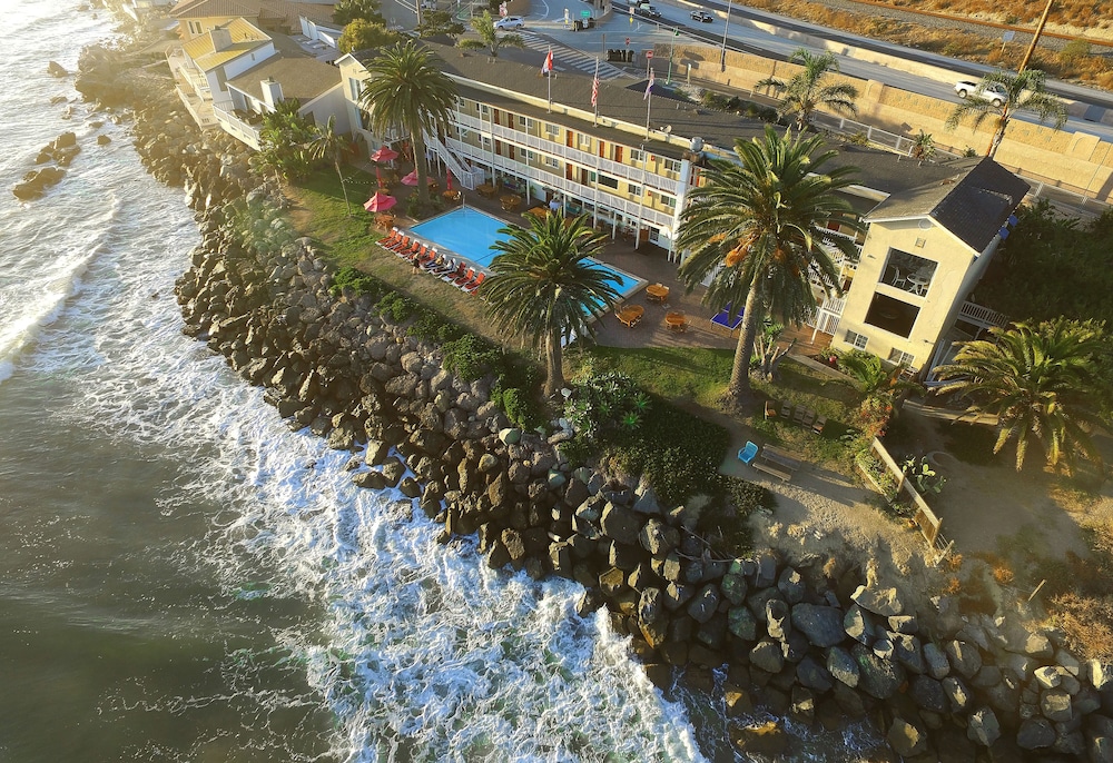 Primary image, Cliff House Inn On The Ocean