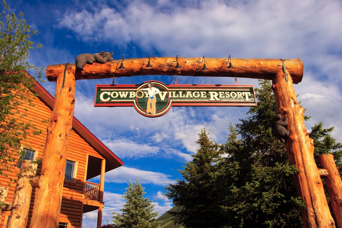 Cowboy Village Resort In Jackson Hole Wy Expedia