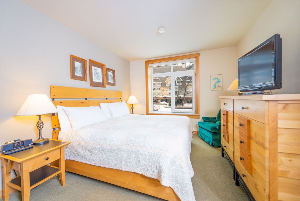Schweitzer Mountain Resort White Pine Lodge in Sandpoint, United States