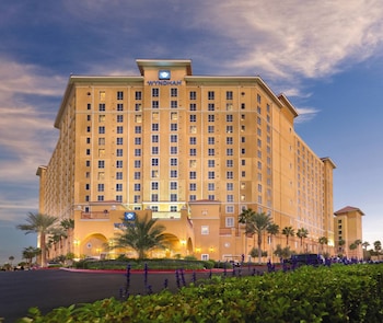 SAHARA Las Vegas Exclusives