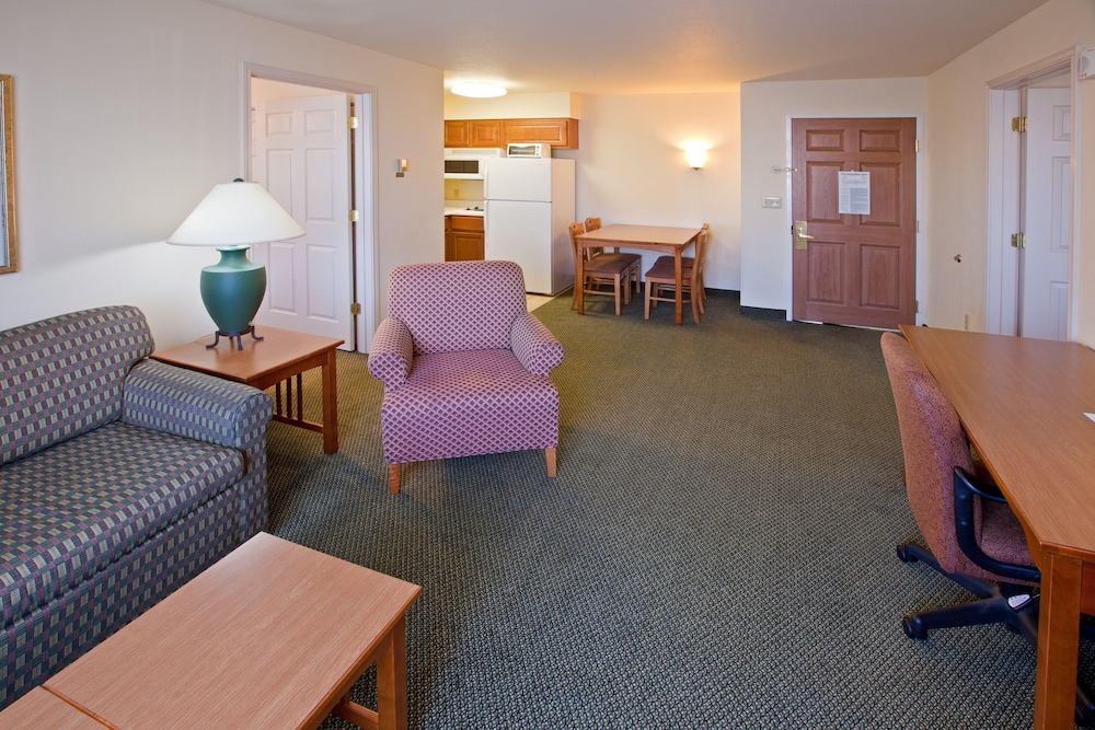 Staybridge Suites South Springfield, an IHG Hotel