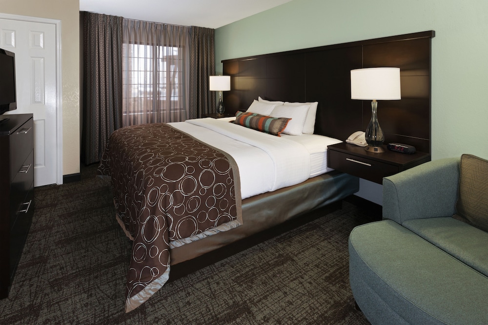 Staybridge Suites South Springfield, an IHG Hotel