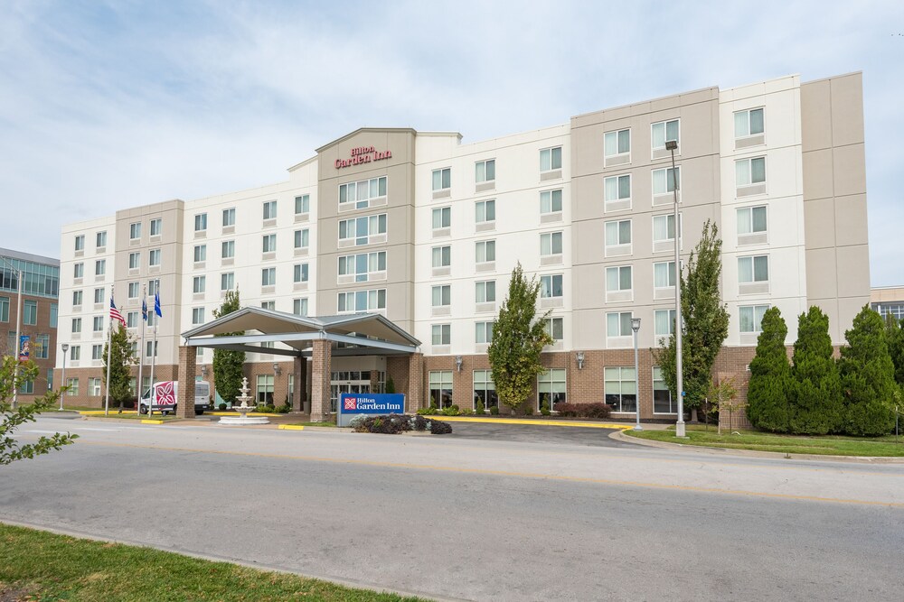 Hilton Garden Inn Kansas City