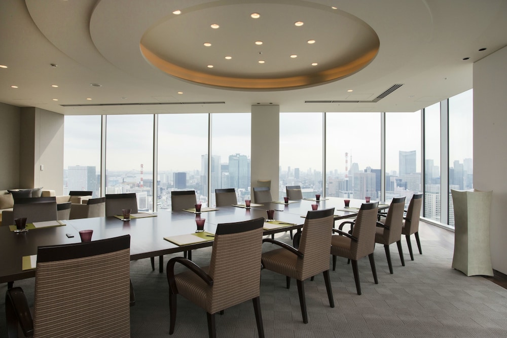 Four Seasons Hotel Tokyo At Marunouchi In Tokyo Hotel Rates Reviews On Orbitz