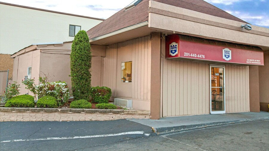 Knights Inn South Hackensack