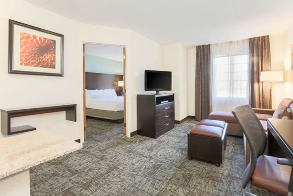 Staybridge Suites Columbus-Dublin, an IHG Hotel