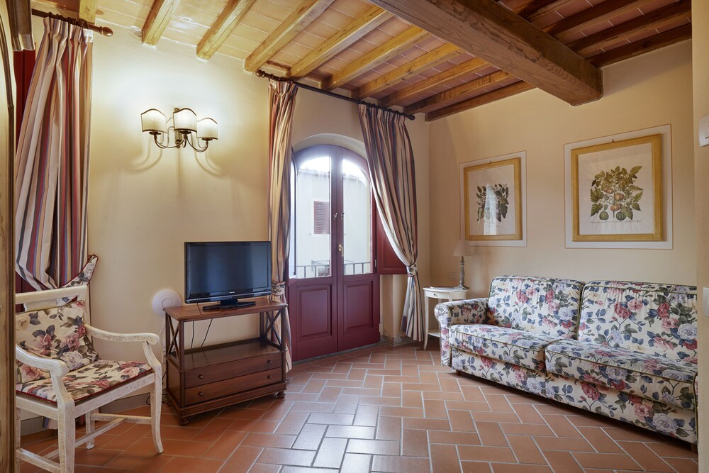 Photo - Hotel Tenuta di Artimino Meliá Collection