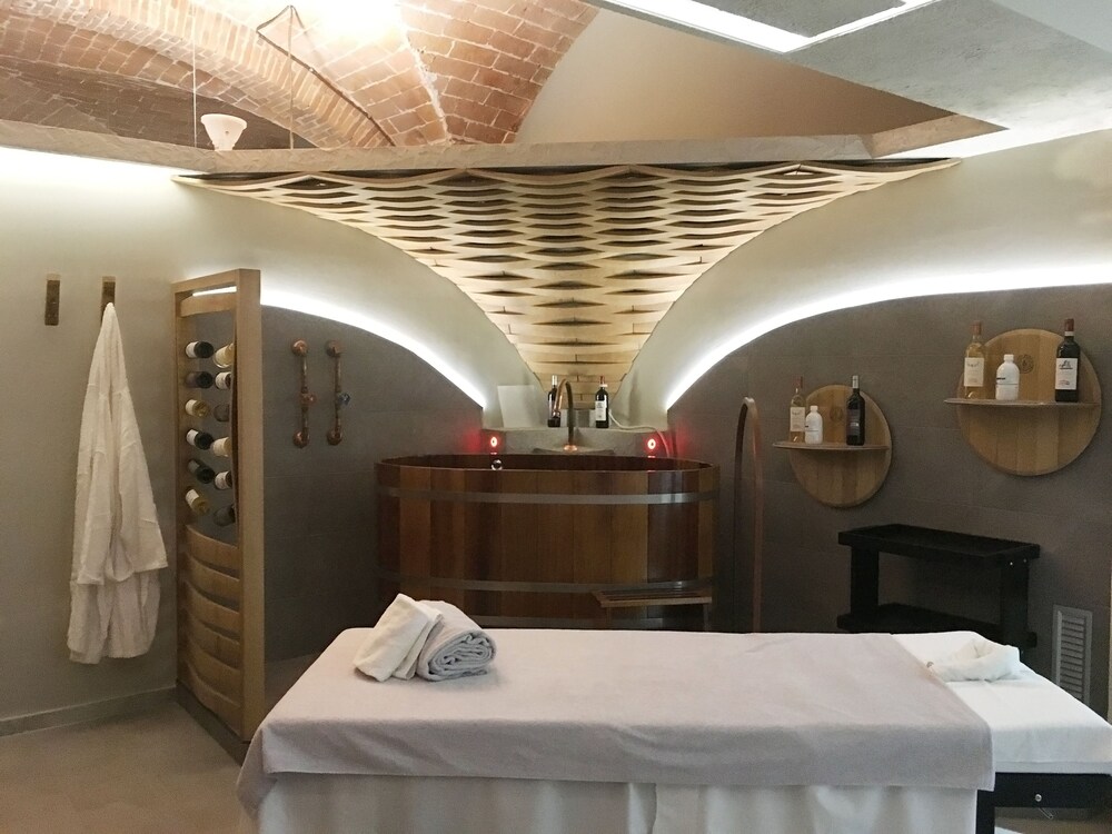 Photo - Hotel Tenuta di Artimino Meliá Collection