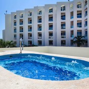 Aquamarina Beach Resort 2018 Pictures Reviews Prices Deals Outdoor Spa Tub