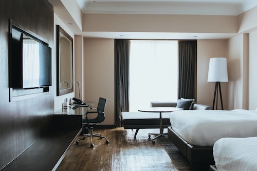 Hotels Near Taman Botani Tropical Botanical Gardens Kuala