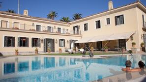 Piscina externa