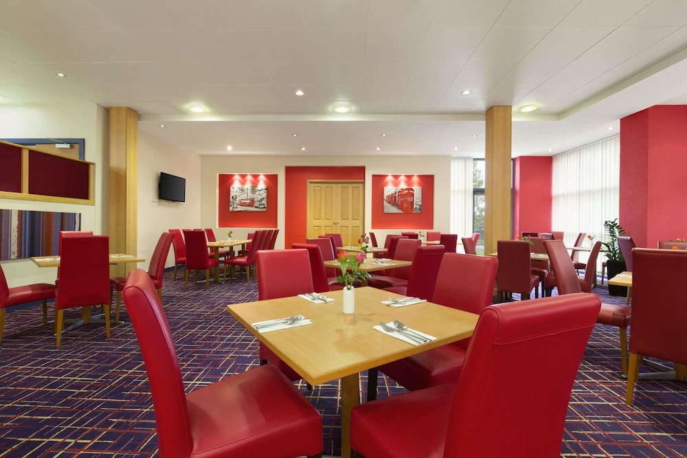 Ramada by Wyndham London North M1