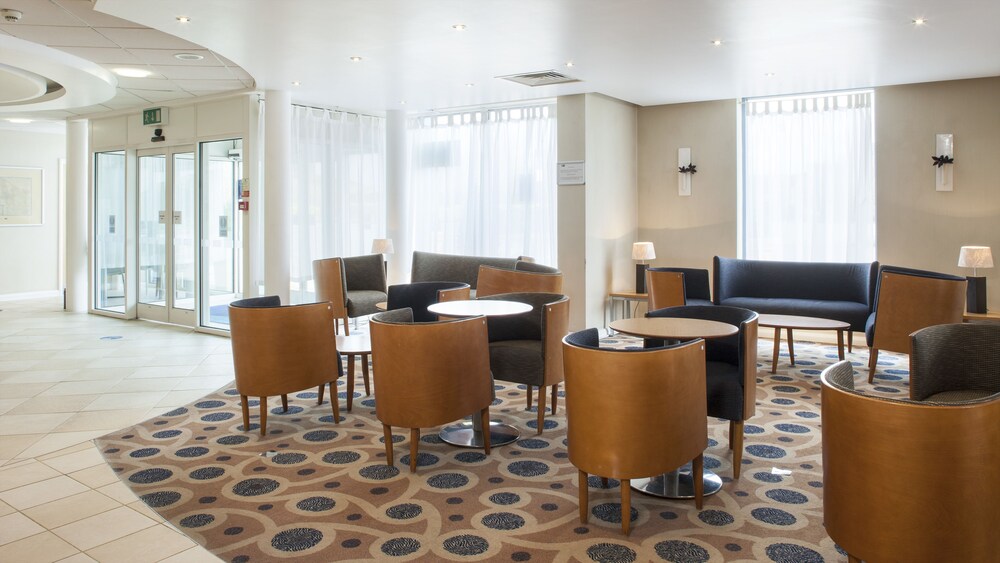 Holiday Inn Express Oxford-Kassam Stadium, an IHG Hotel