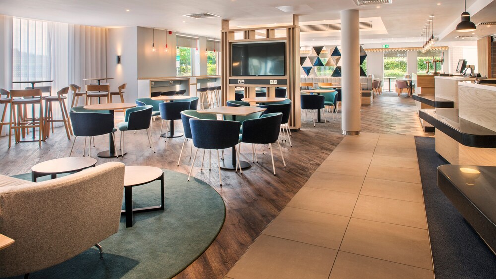 Holiday Inn Express Oxford-Kassam Stadium, an IHG Hotel