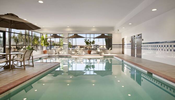 Embassy Suites By Hilton Denver International Airport In Denver Co Expedia