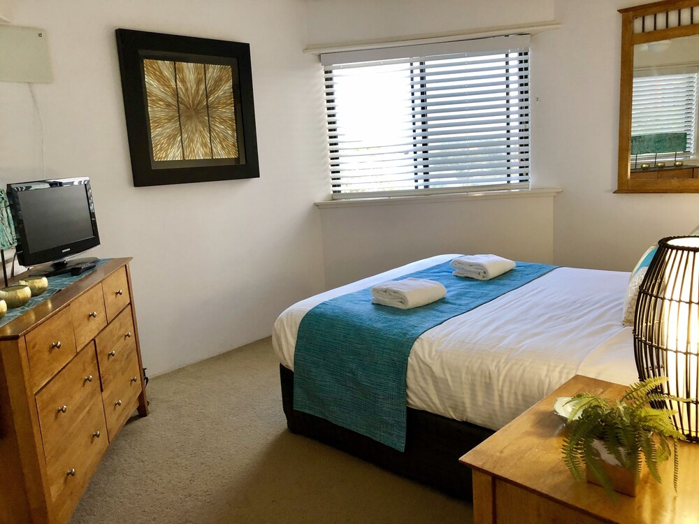 Gay accommodation sunshine coast