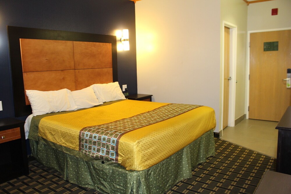 Room, Homegate Inn and Suites