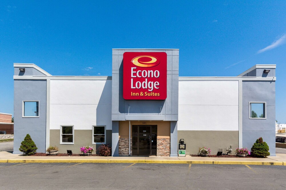 Exterior, Econo Lodge Inn & Suites