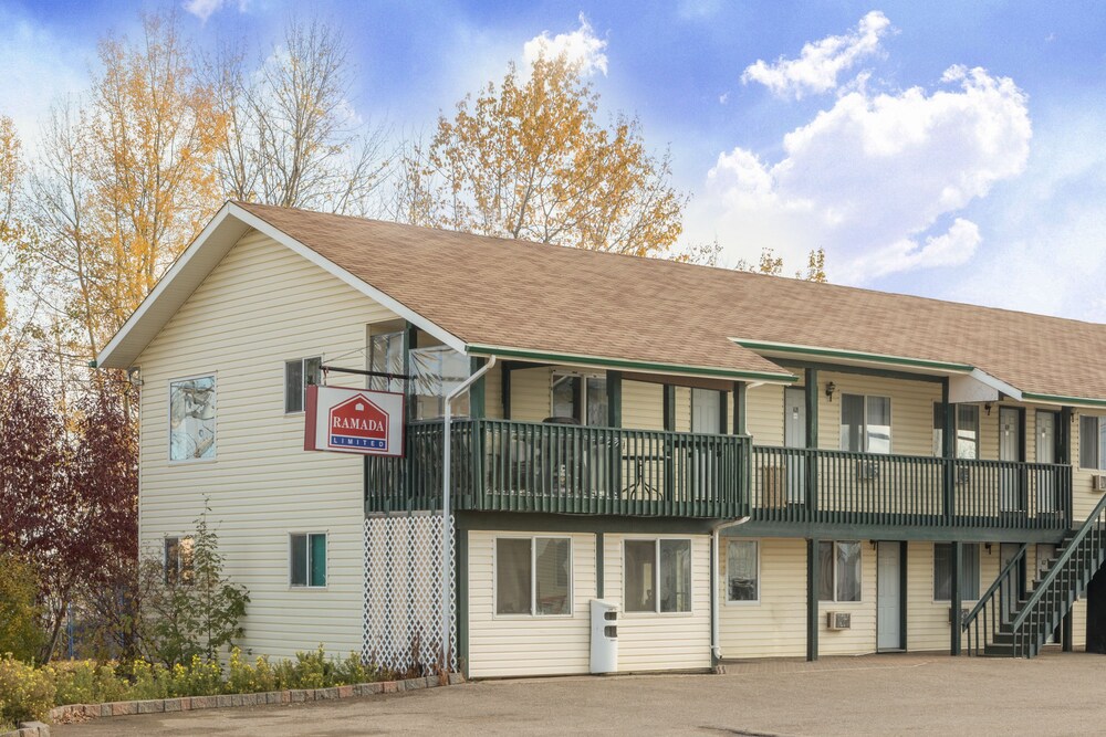 Ramada Limited Fort Nelson Bc 5035 51 West Voc1ro