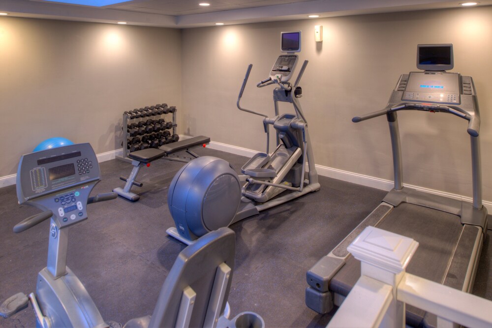 Fitness facility, Holiday Inn Belcamp - Aberdeen Area, an IHG Hotel