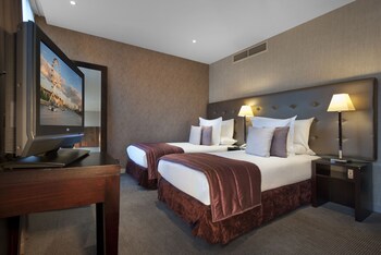 K West Hotel Spa Reviews Photos Rates Ebookers Com