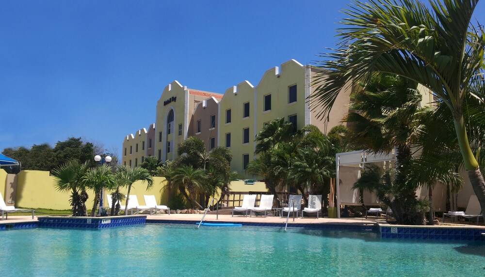 Brickell Bay Beach Club Spa S Only Faciliteiten En Brickell Bay Beach Club Spa S Only 3 0 Van 5
