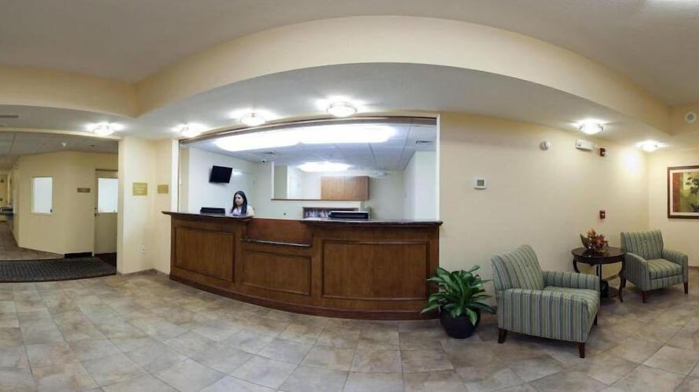 Reception, Candlewood Suites New Bern, an IHG Hotel