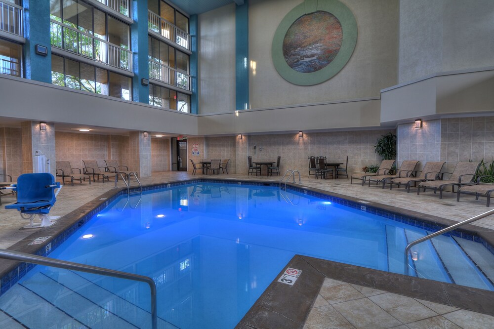 Quality Inn Near the Island Pigeon in Pigeon Best Rates