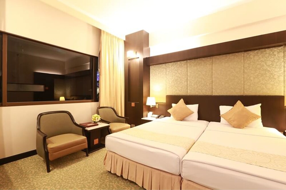 Asia Hotel Bangkok Sha Plus In Bangkok Hotel Rates Reviews On Orbitz