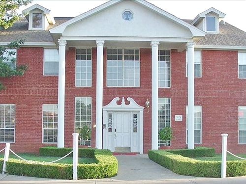 Lubbock Golf Resorts Cheap Hotels With Golf Courses From - 