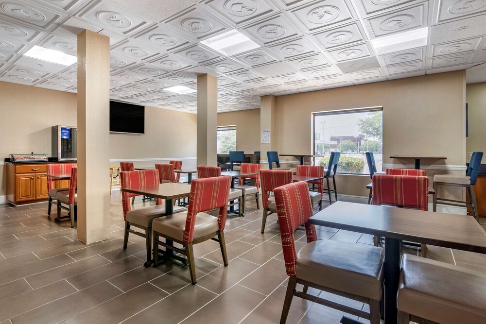 Comfort Inn & Suites Statesboro - University Area