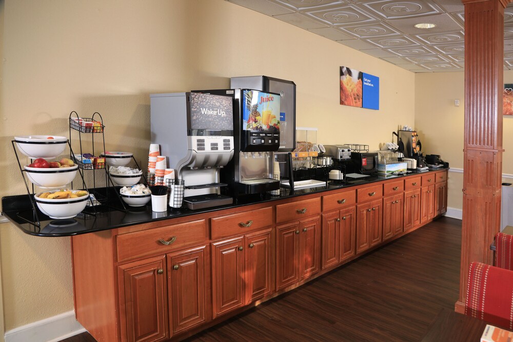 Comfort Inn & Suites Statesboro - University Area