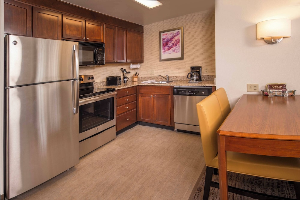 Private kitchen, Residence Inn Alexandria Old Town/Duke Street by Marriott